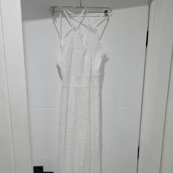 Chic White Lace Jumpsuit - Picture 4 of 5